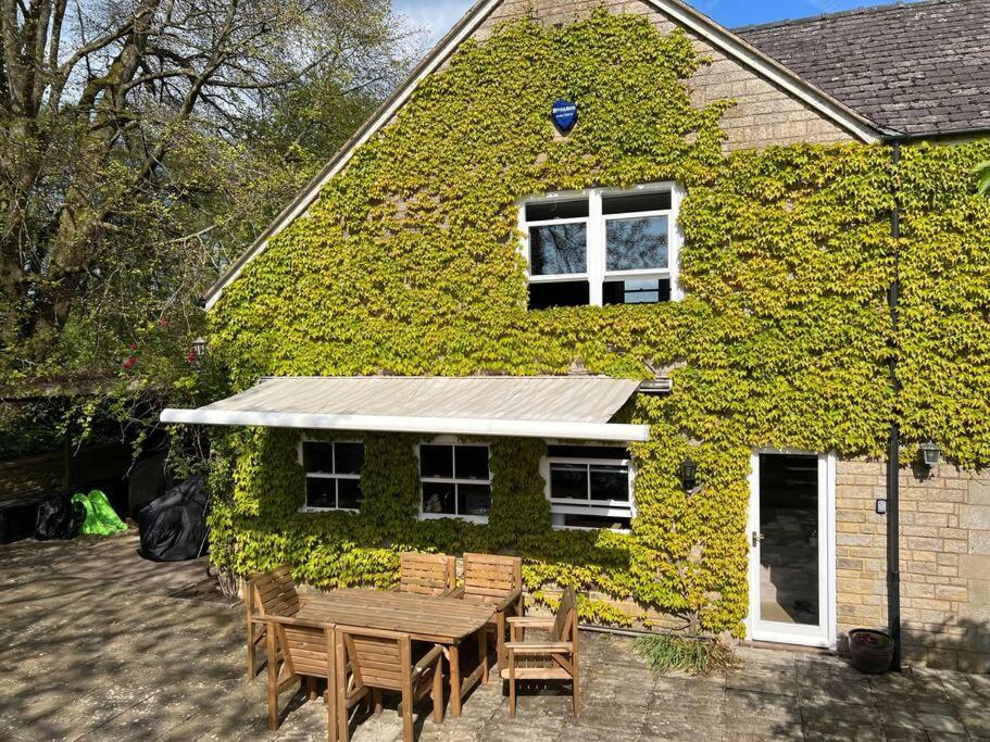 Cotswold Dog-Friendly Holiday Home Stroud  Exterior photo