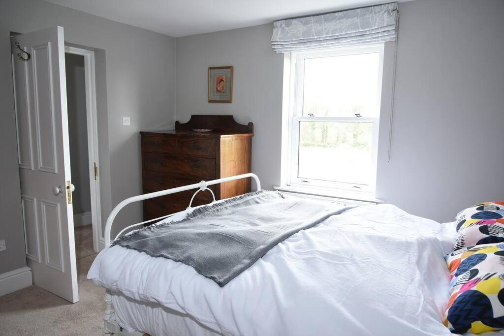 Cotswold Dog-Friendly Holiday Home Stroud  Exterior photo
